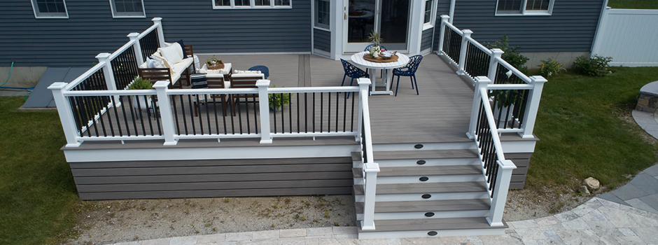 8 Awesome Designs for Decks Build