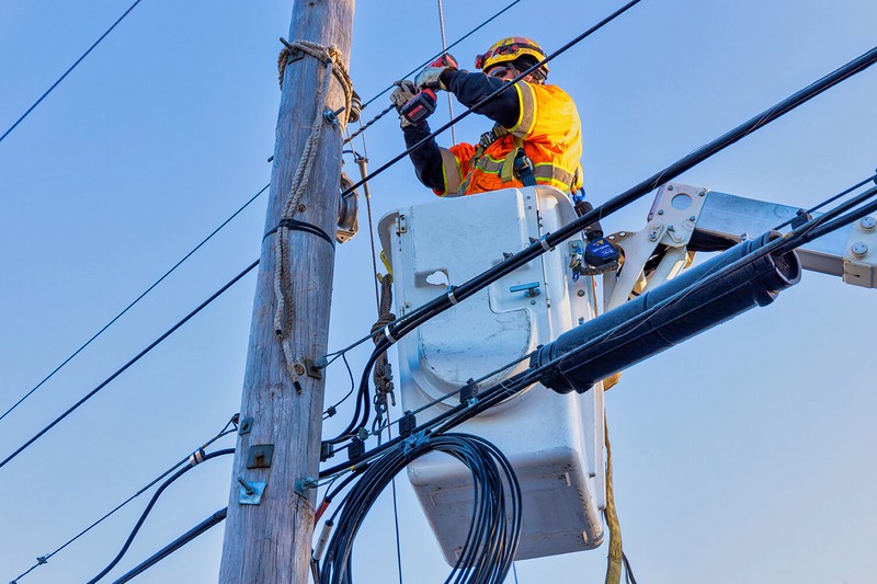 Electrical contractors in Riverside