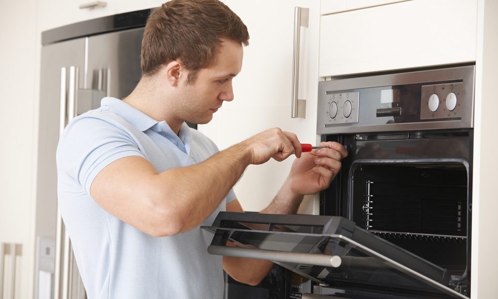 Advice on Selecting the Appropriate Microwave Repair Service