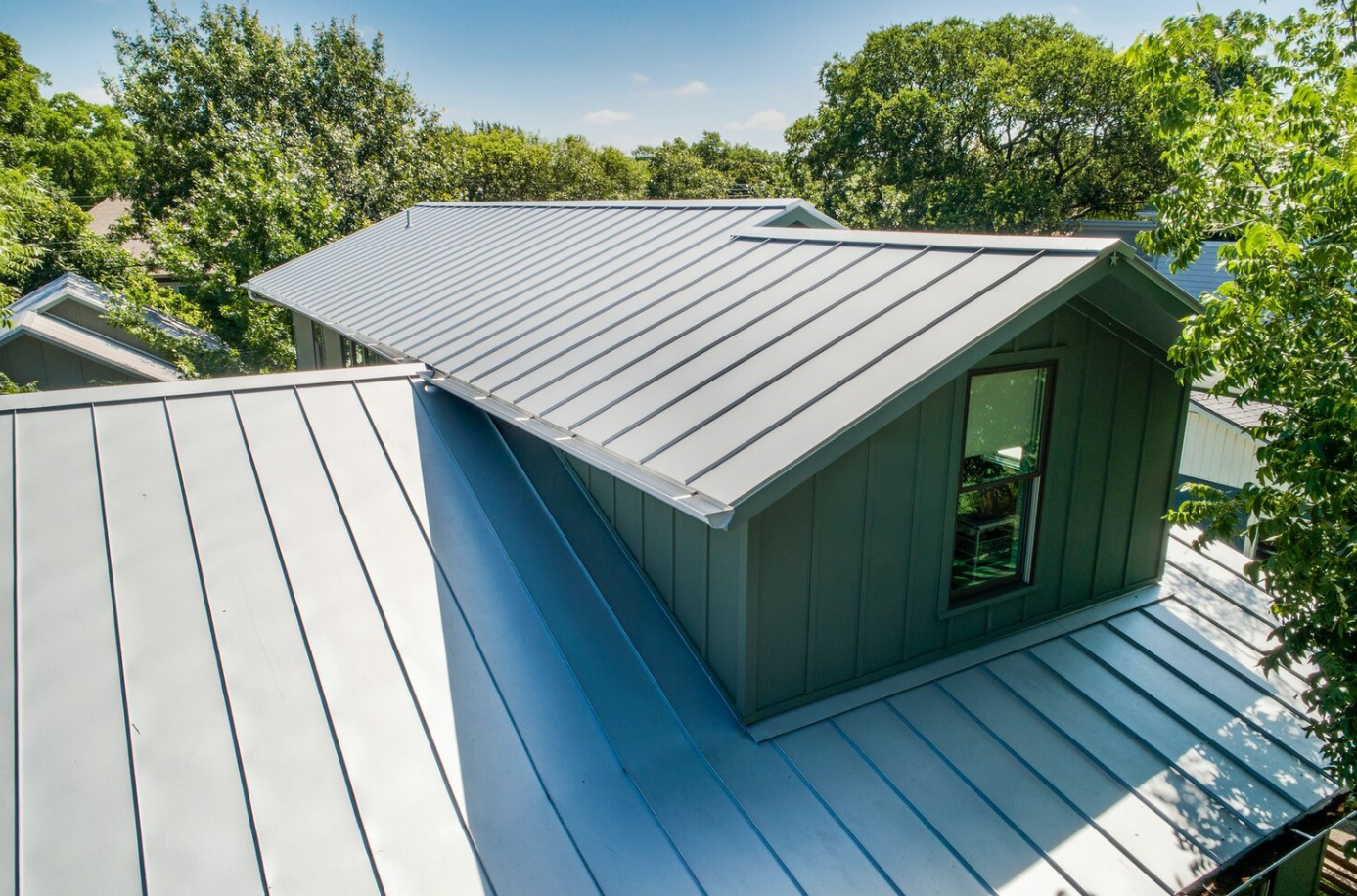 6 Benefits of Metal Roofs in Florida
